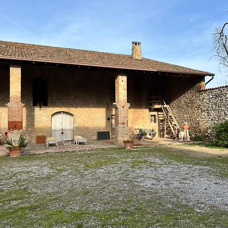 Antico Cascinale Lombardo Bed & Breakfast Lonato Exterior photo